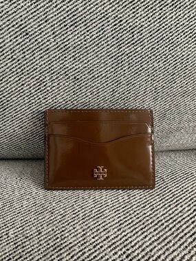 NWT Tory Burch Emerson Slim Card Case 139340 Rich Walnut